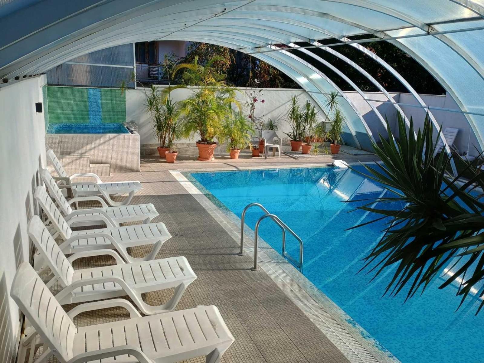 Enis Hotel С Минерален Басейн Saparewa Banja Zewnętrze zdjęcie